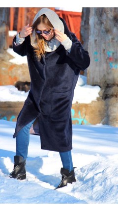 Down jacket in alpaca